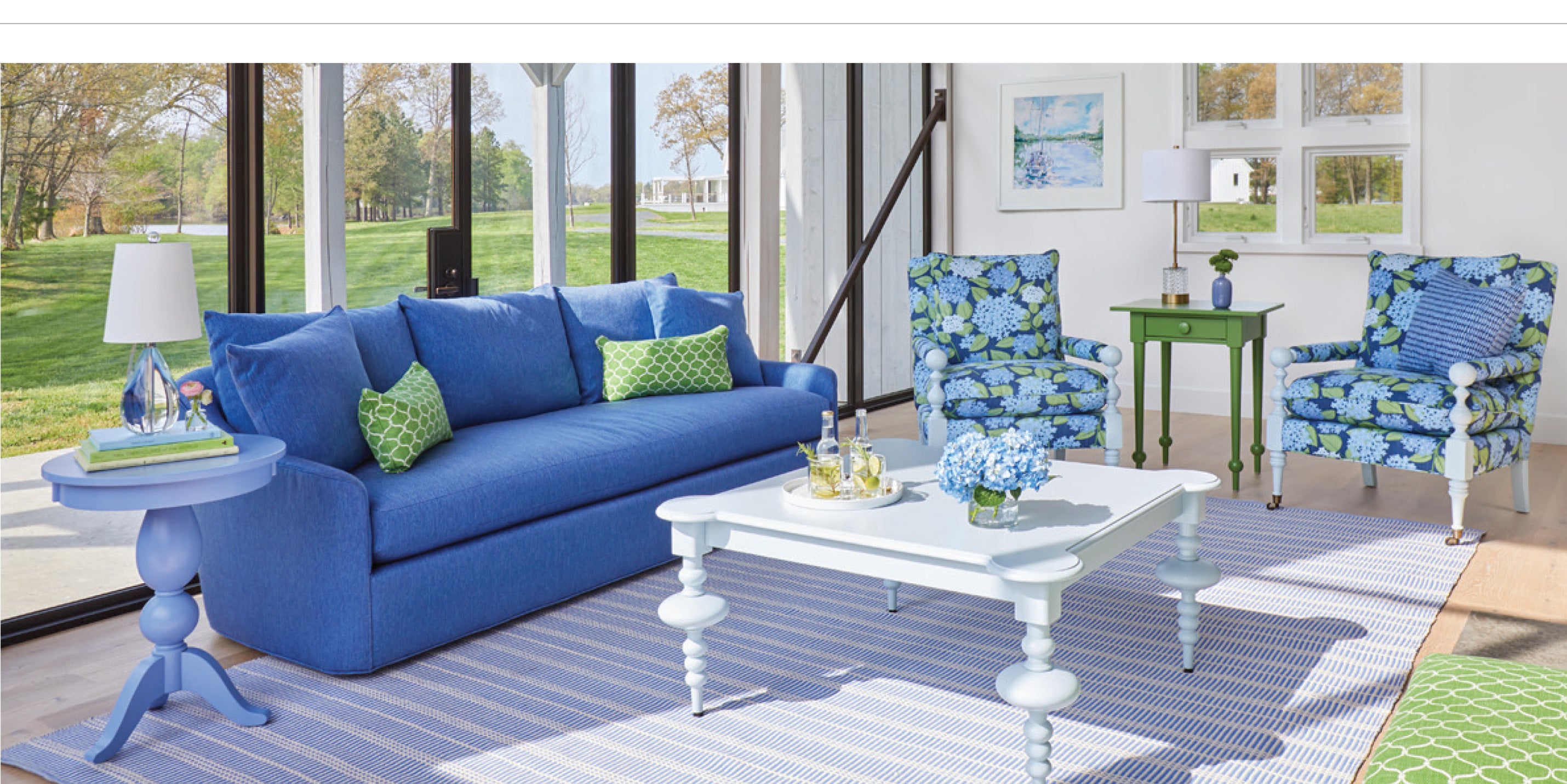 10-blue-living-room_f32b4f2e-3fa8-483f-9270-1d5f02dbadde.jpg