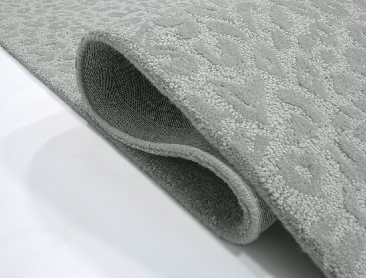 Maine Cottage Leopardess Soft Gray Wool Rug 