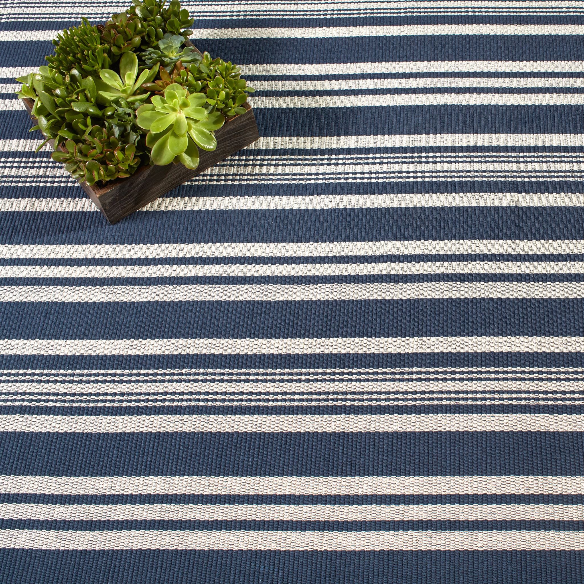 DA2283_IrvingStripe_Navy_sq_WebHeader.jpg