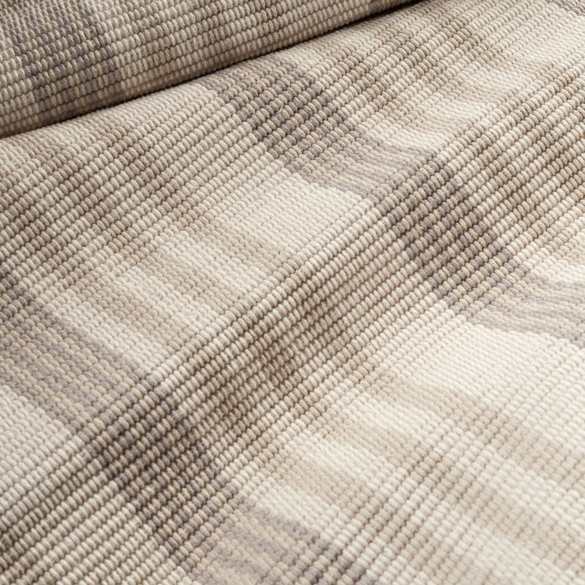 DA2296_PutneyStripe_Ivory_Detail.jpg