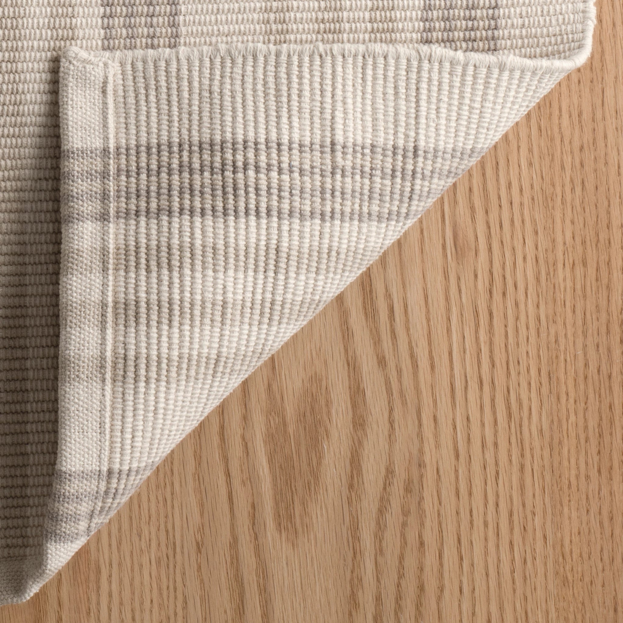 DA2296_PutneyStripe_Ivory_ReverseCorner.jpg