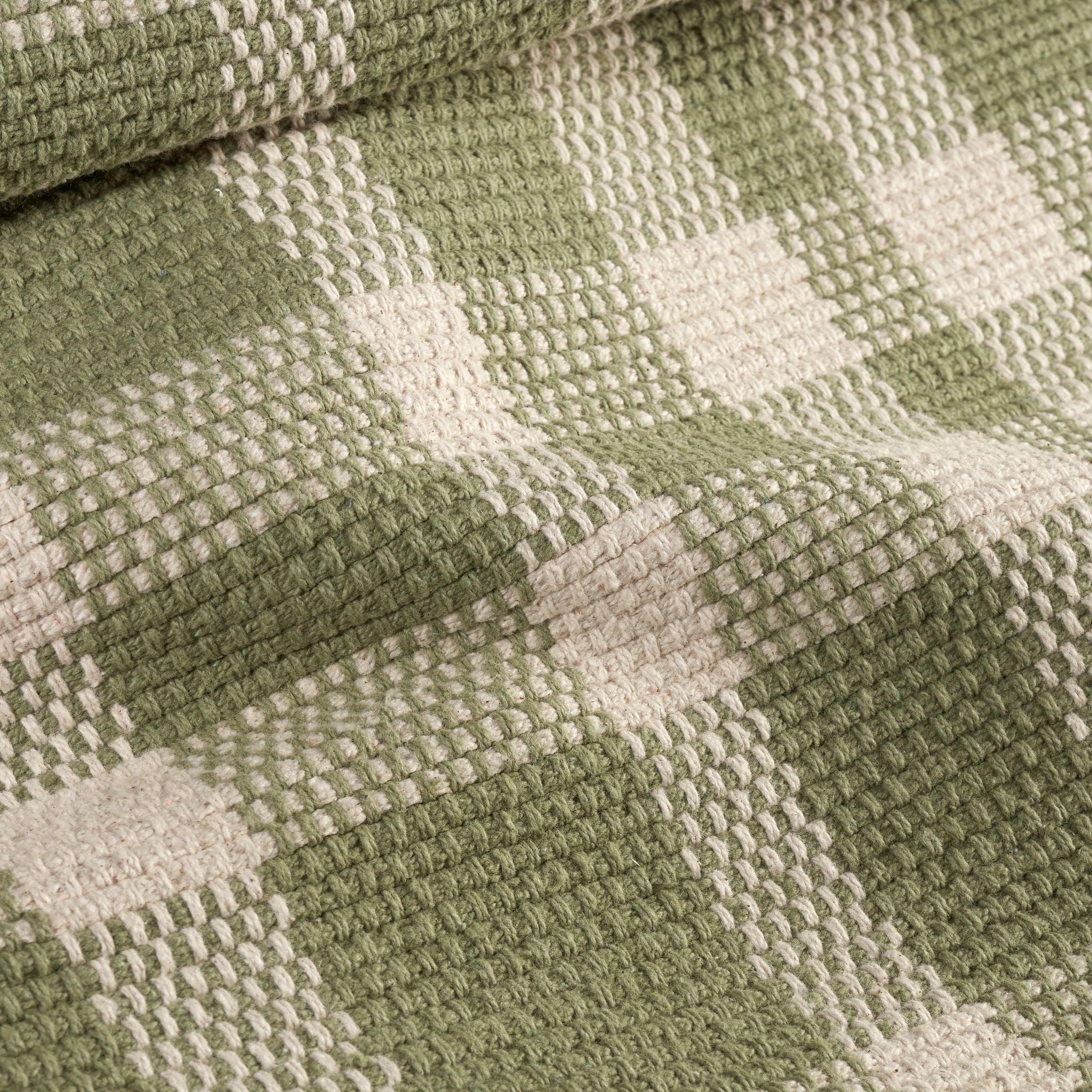 DA2297_Tattersall_Sage_Detail.jpg