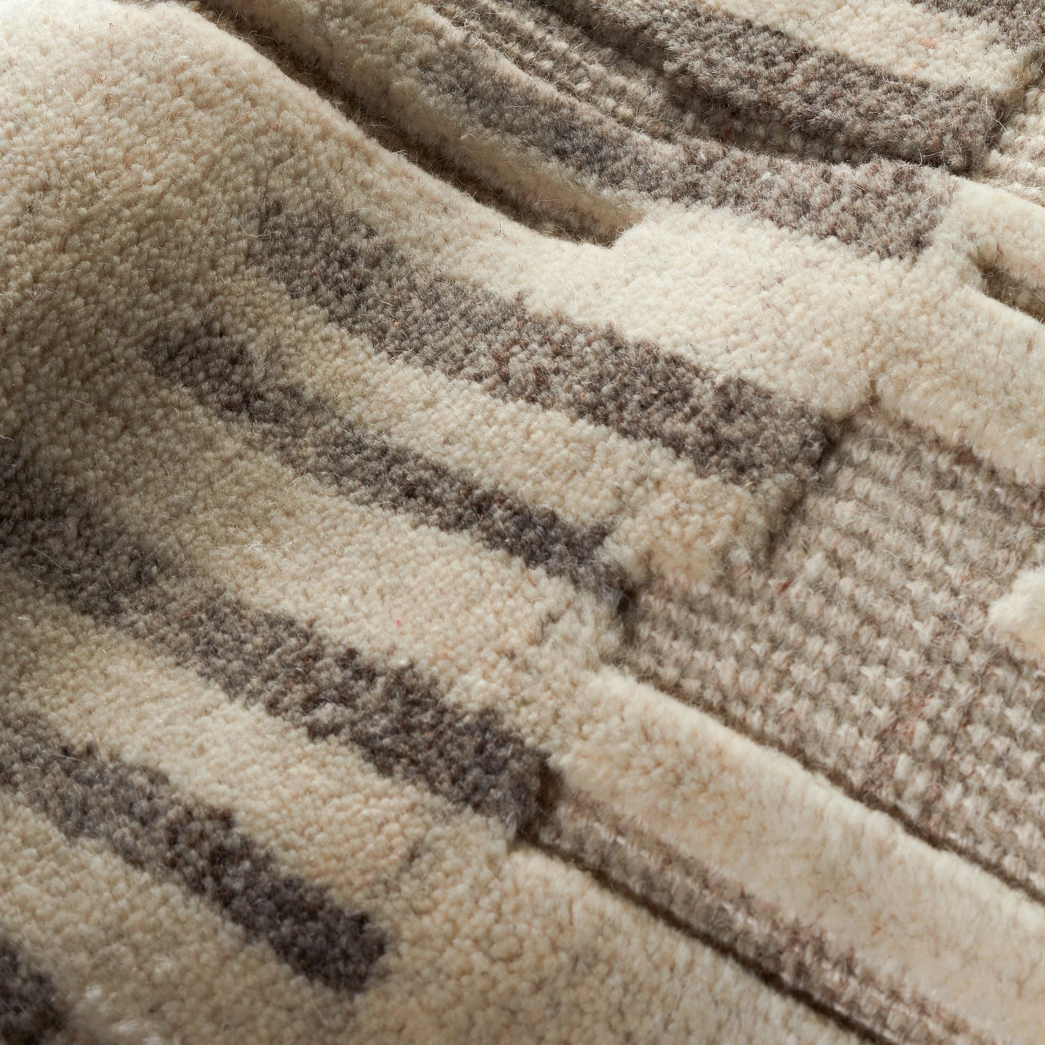 DA2303_Hicks_Natural_Detail.jpg