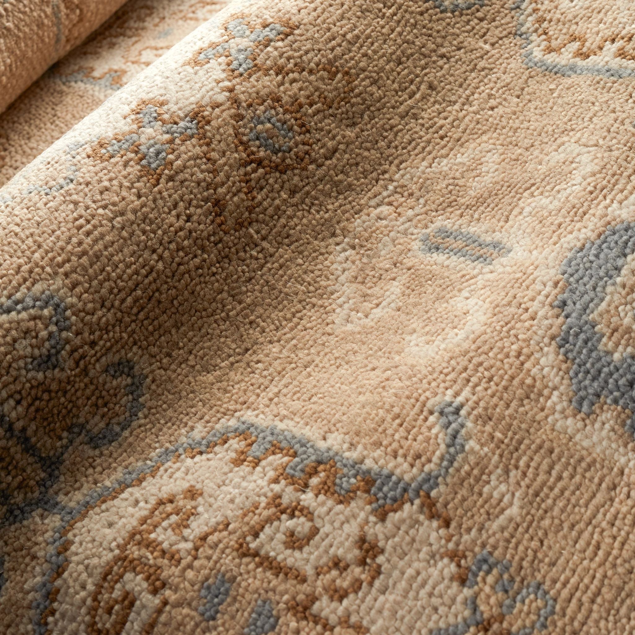 DA2307_Ashby_Taupe_Detail.jpg