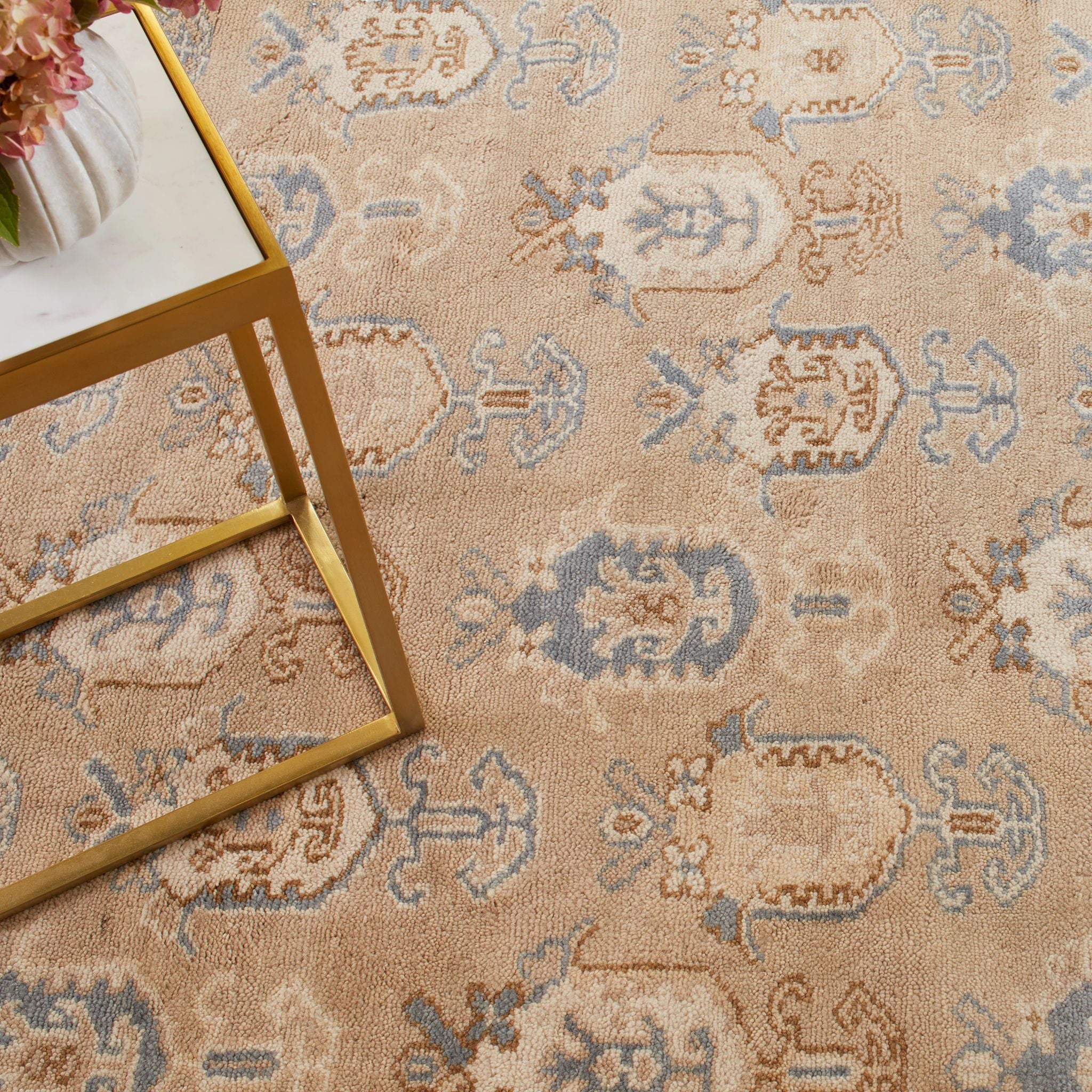 DA2307_Ashby_Taupe_sq.jpg