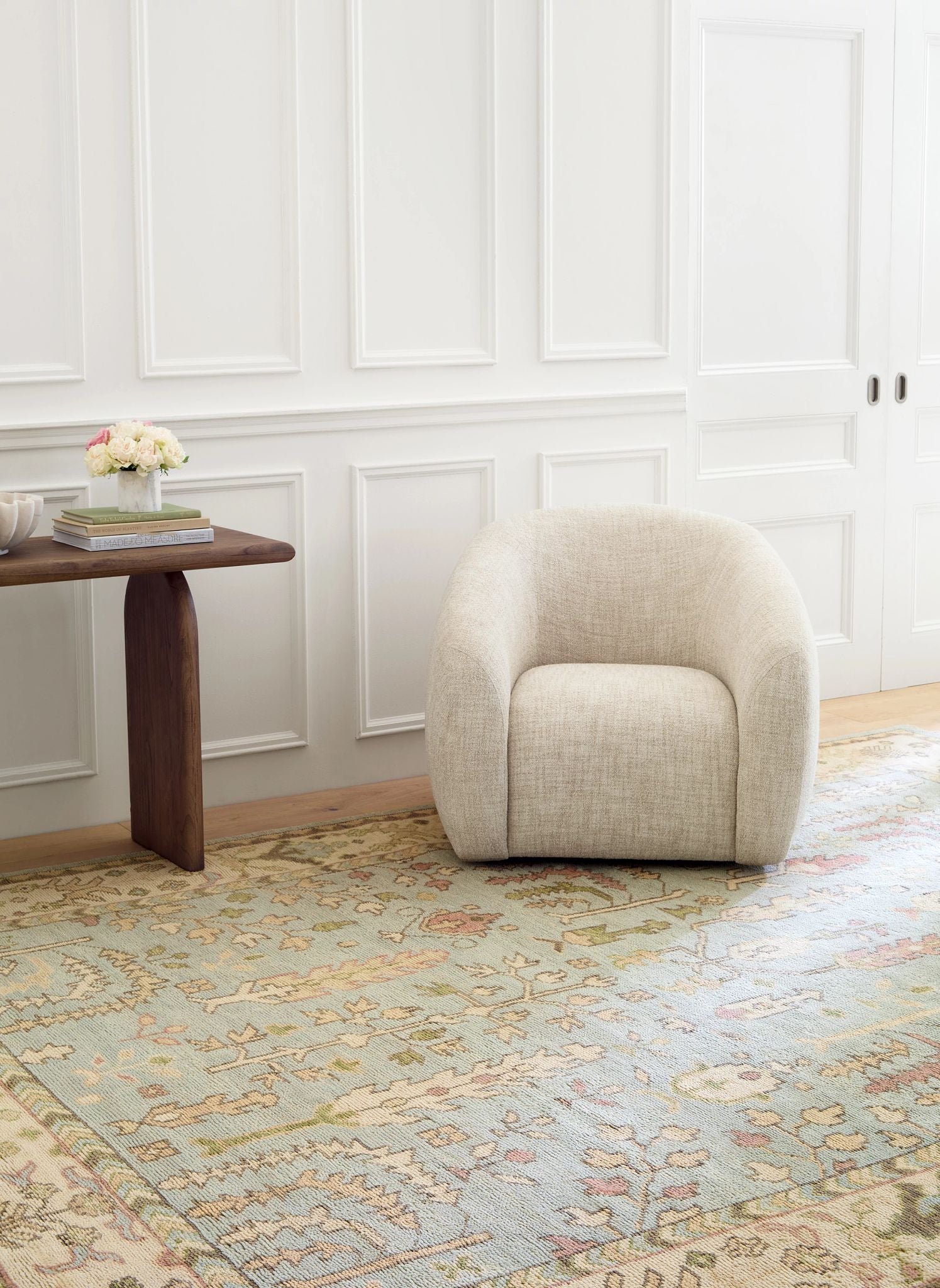 Lifestyle_Athens_Sky_Wool_Rug.jpg