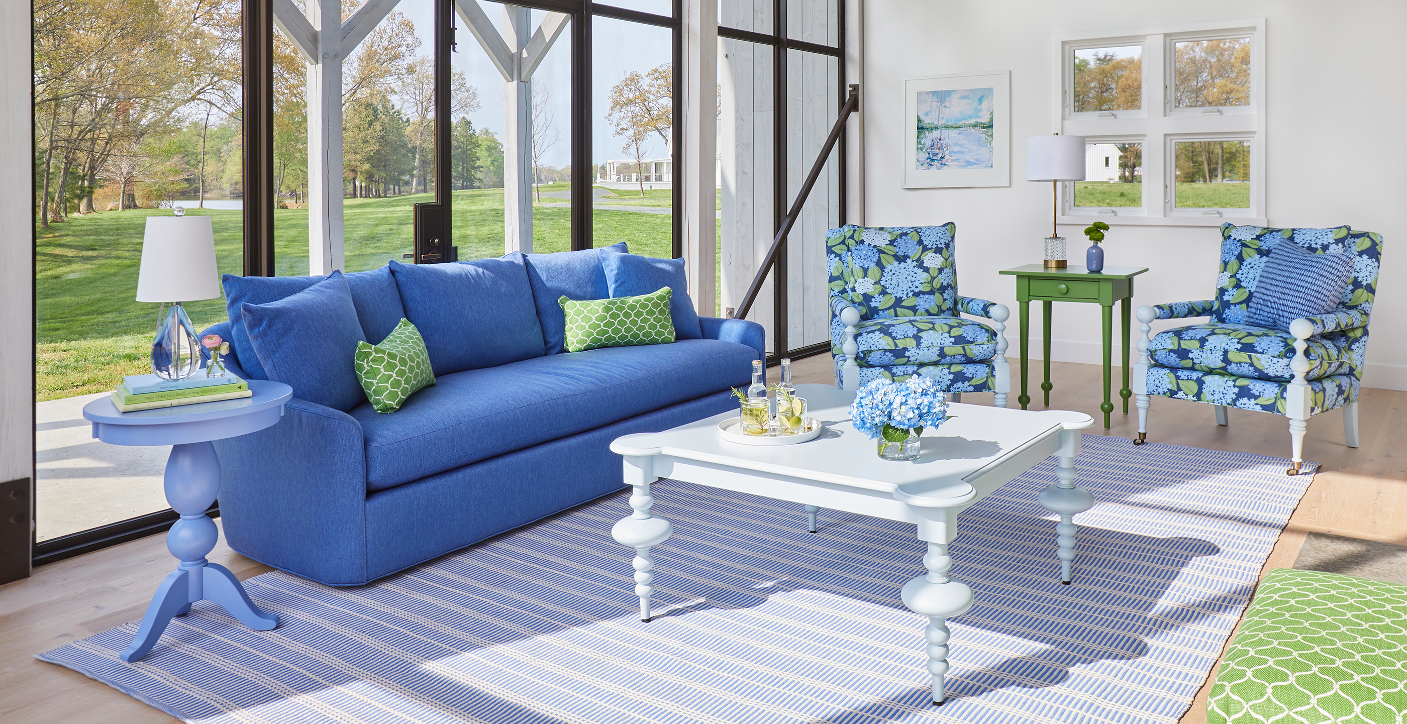 daphne-sofa-room-horizontal-web.png