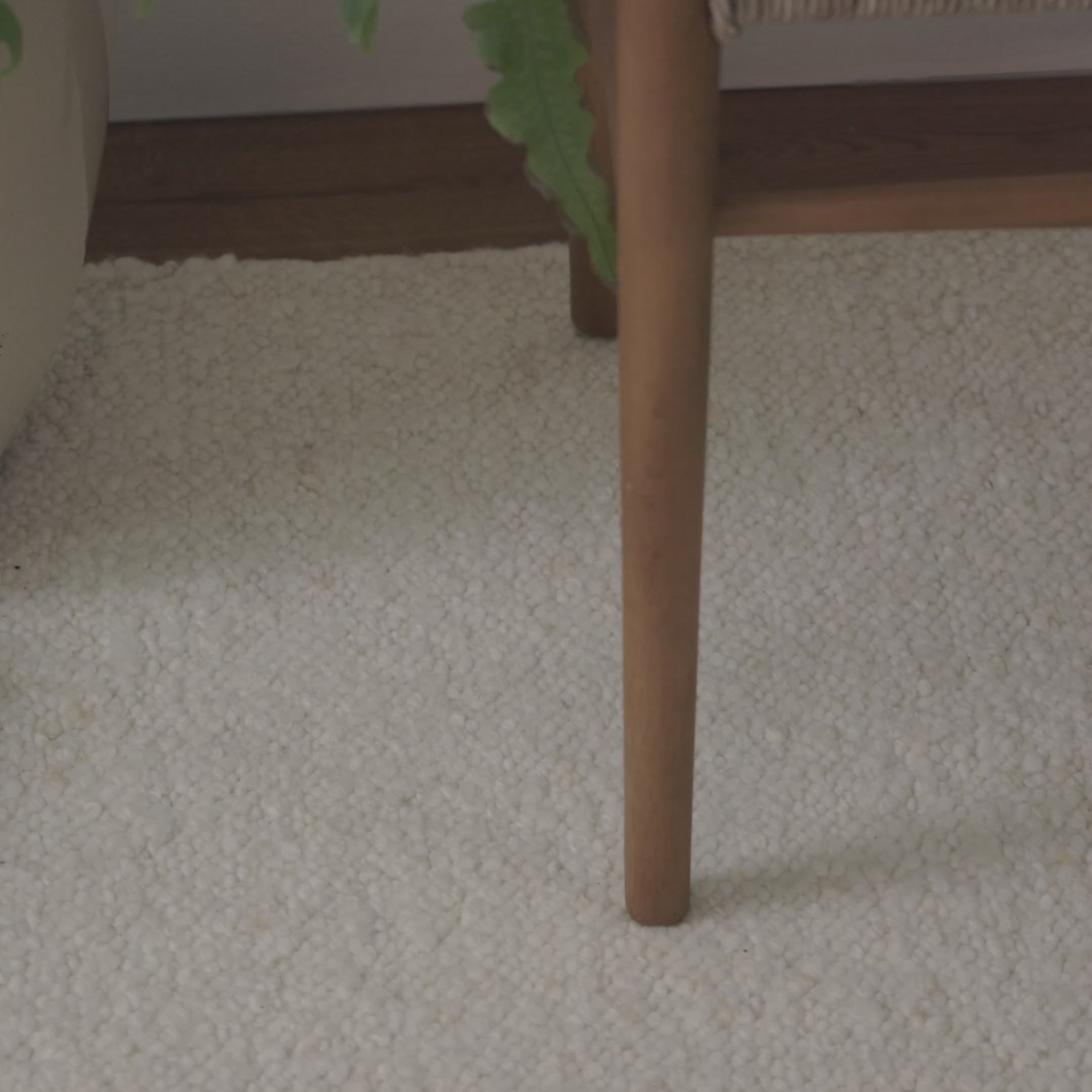Holmstead Ivory Handwoven Wool Rug