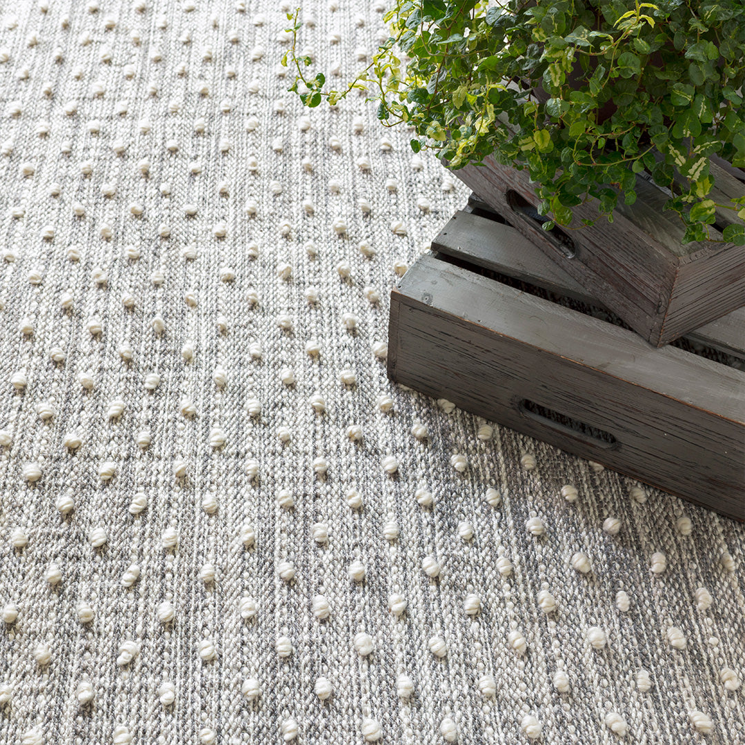 Maine Cottage Hobnail Grey Indoor/Outdoor Rug | Maine Cottage¨ 