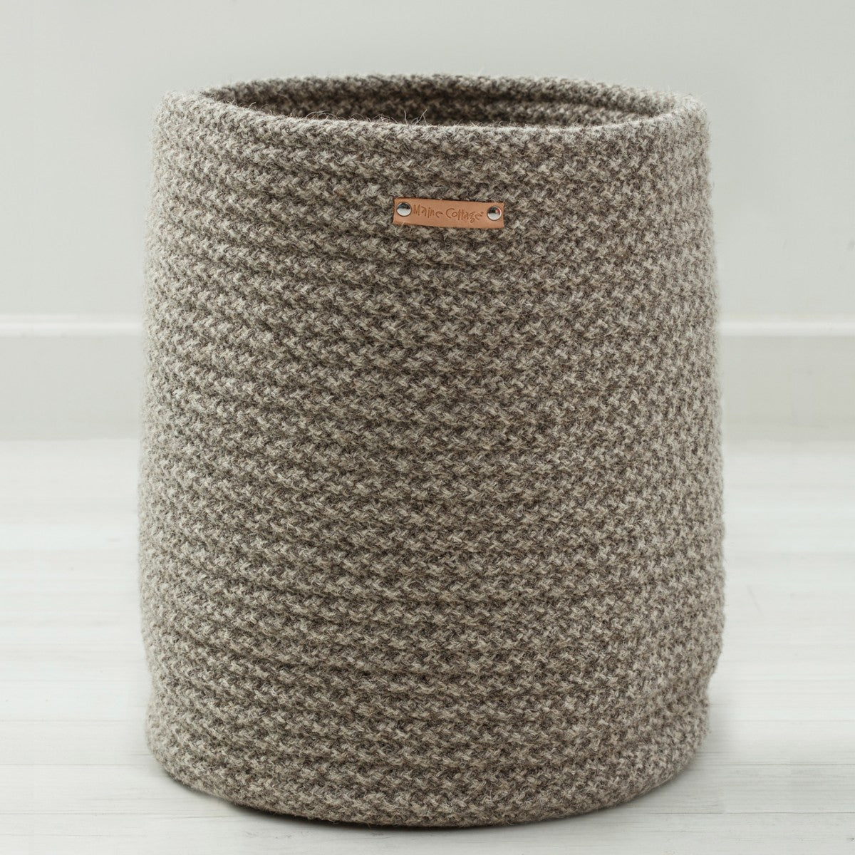 Maine Cottage Braided Wool Basket - Houndstooth - Petite | Maine Cottage® 
