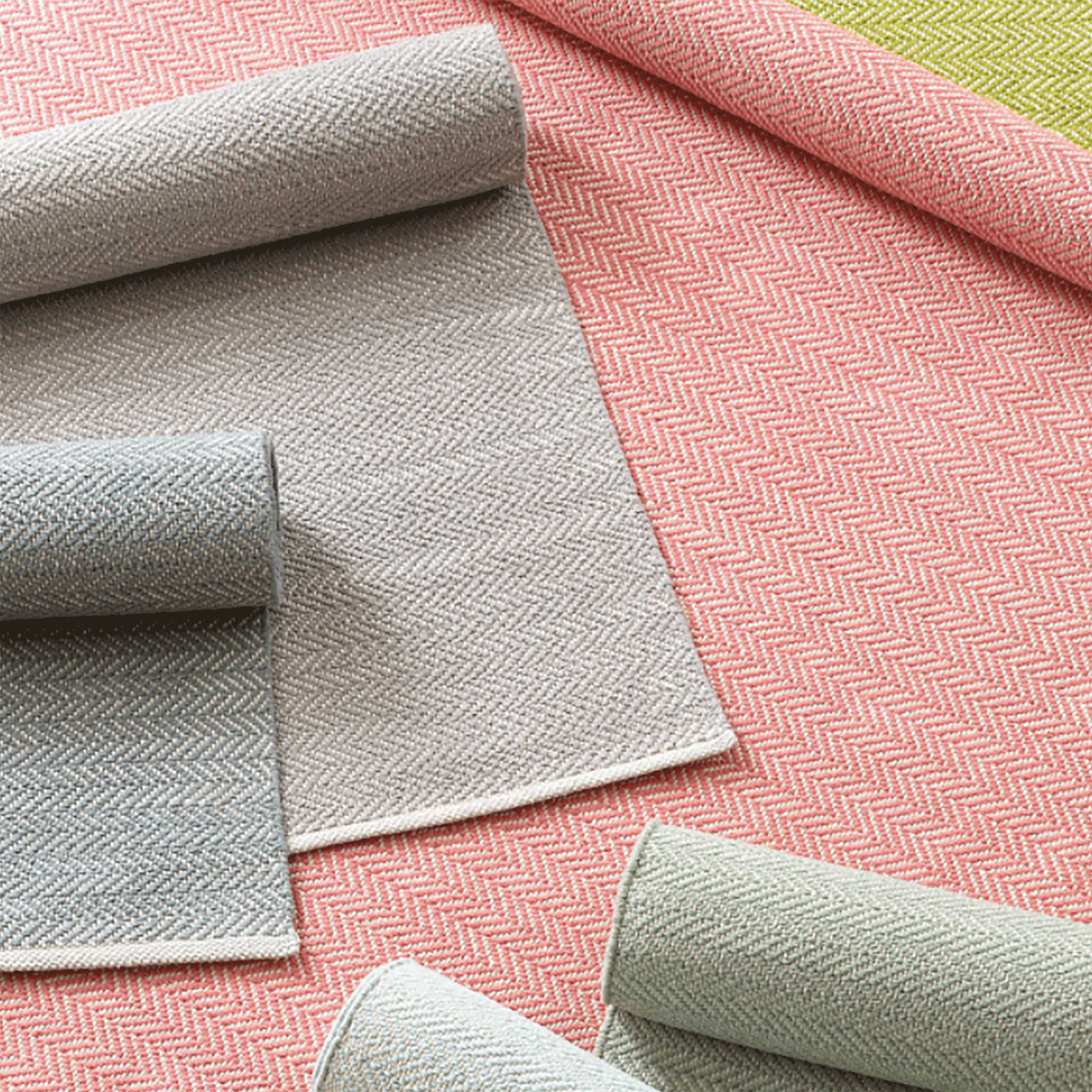 Maine Cottage Herringbone Coral Woven Cotton Rug | Coral Coastal Area Rug 