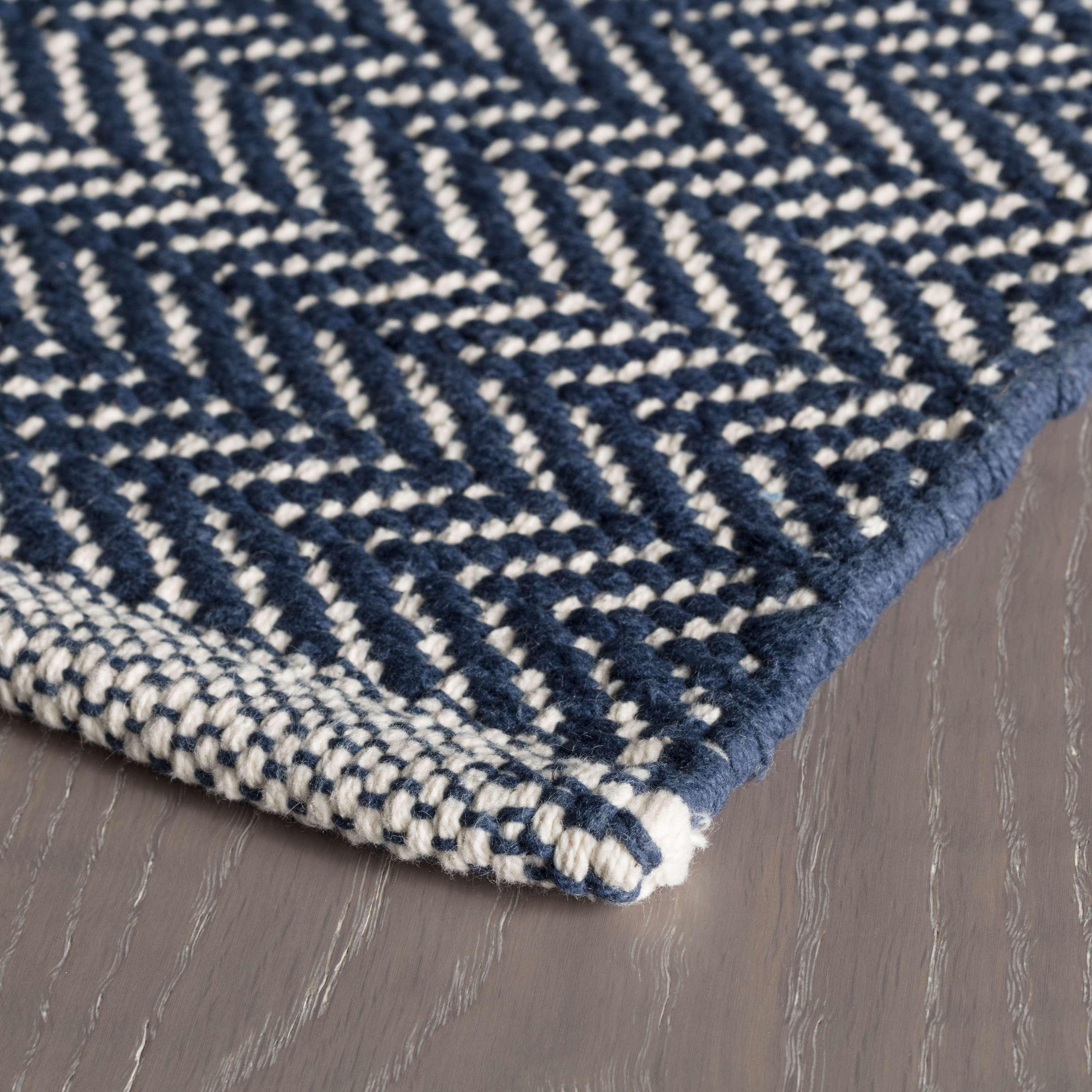 Maine Cottage Herringbone Indigo Woven Cotton Rug | Maine Cottage¨ 