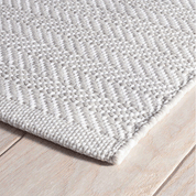 Maine Cottage Herringbone Pearl Grey/White Indoor/Outdoor Rug | Maine Cottage¨ 