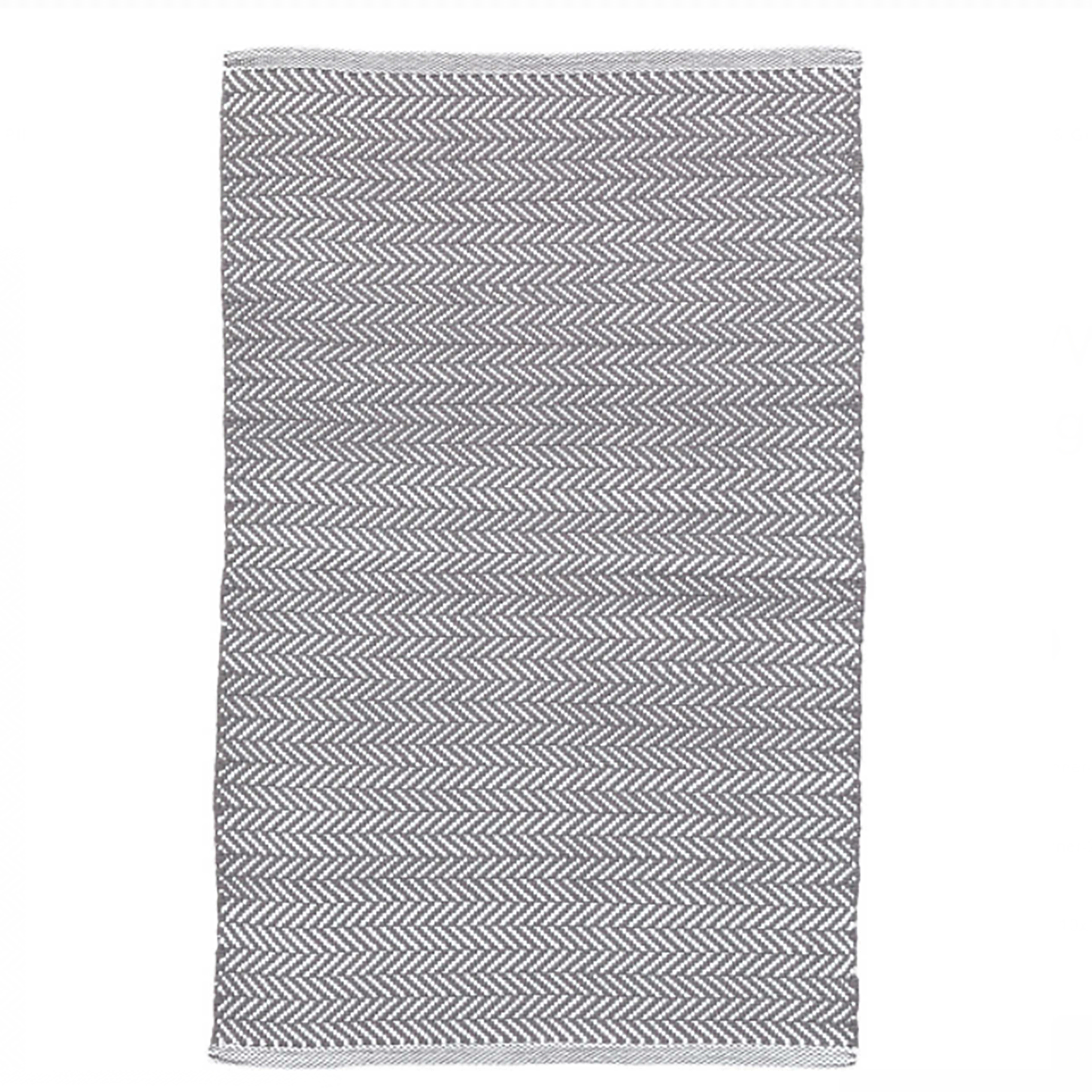 Maine Cottage Herringbone Shale/White Indoor/Outdoor Rug | Maine Cottage¨ 
