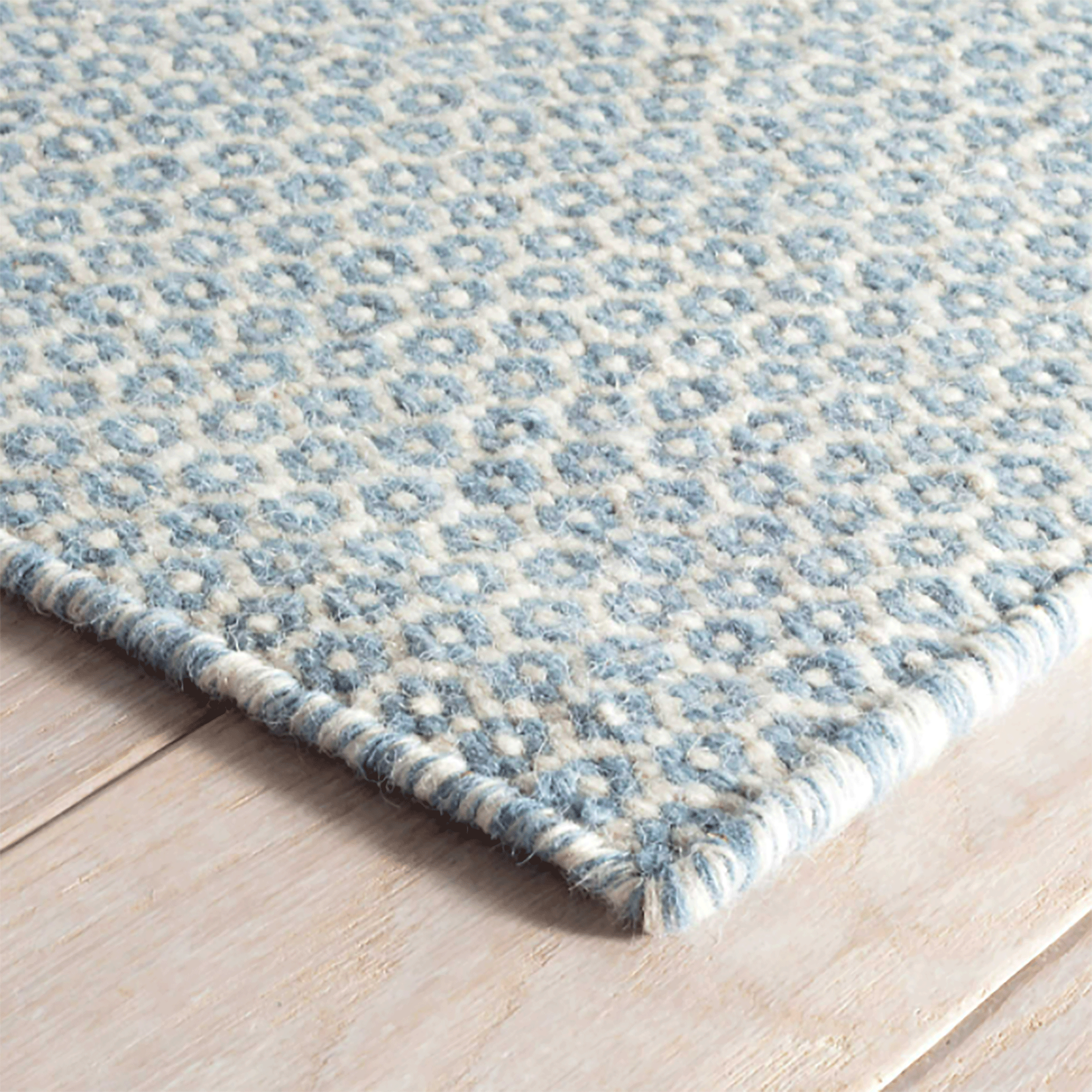 Maine Cottage Honeycomb French Blue Ivory Wool Woven Rug | Maine Cottage¨ 